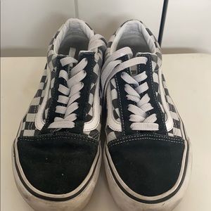 platform checkered vans
